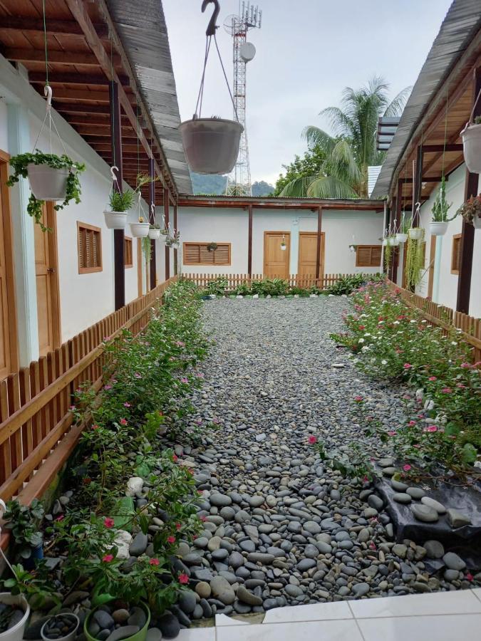 Hostal Zurymar Капургана Экстерьер фото