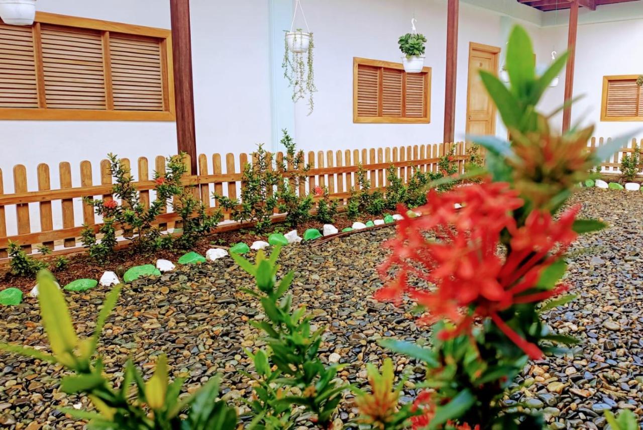 Hostal Zurymar Капургана Экстерьер фото